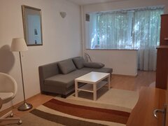 Berceni, Obregia bulevard, etaj 3,mdecomandat, igienizat, spatii depozitare